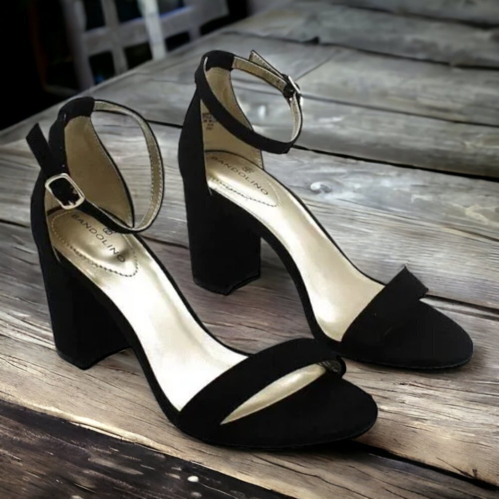 Bandolino Womens Black Adjustable Strap Padded Block Heel (size 5.5)